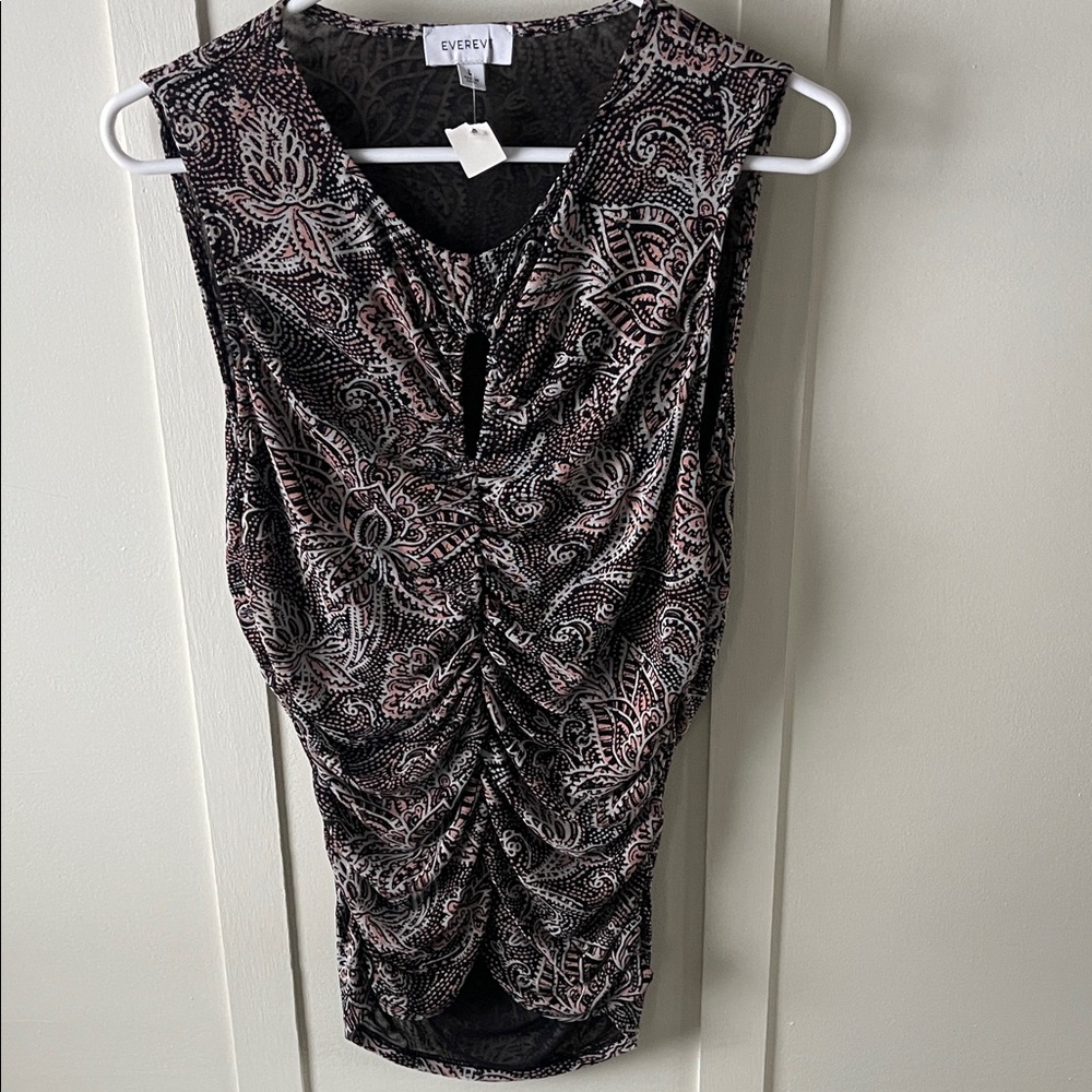 Evereve Patterned Sleeveless Top